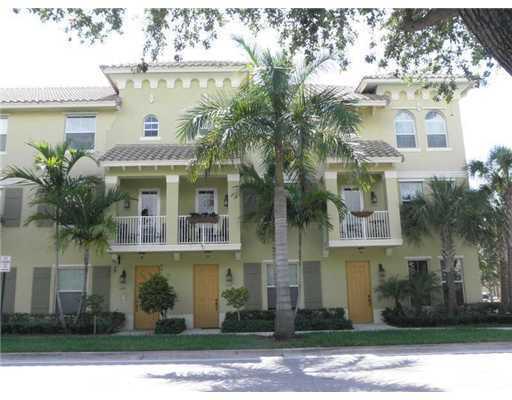 Property Photo: 1525 Va De Pepi FL 33426