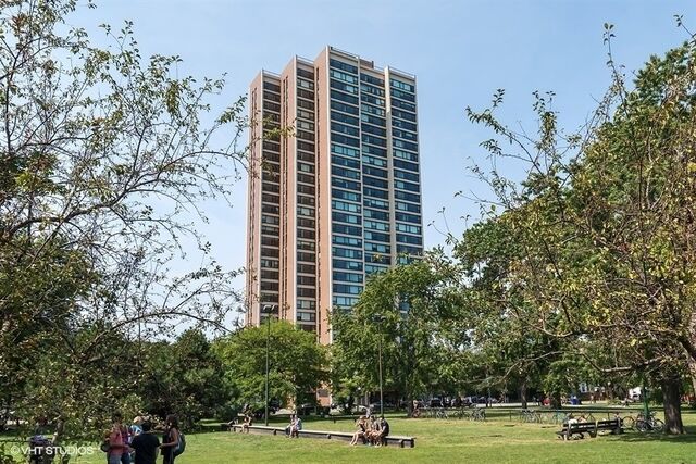 1850 N Clark Street 2704  Chicago IL 60614 photo