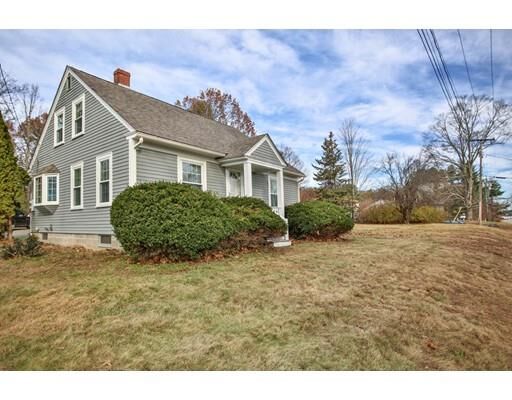Property Photo:  10 Elm Road  NH 46691 