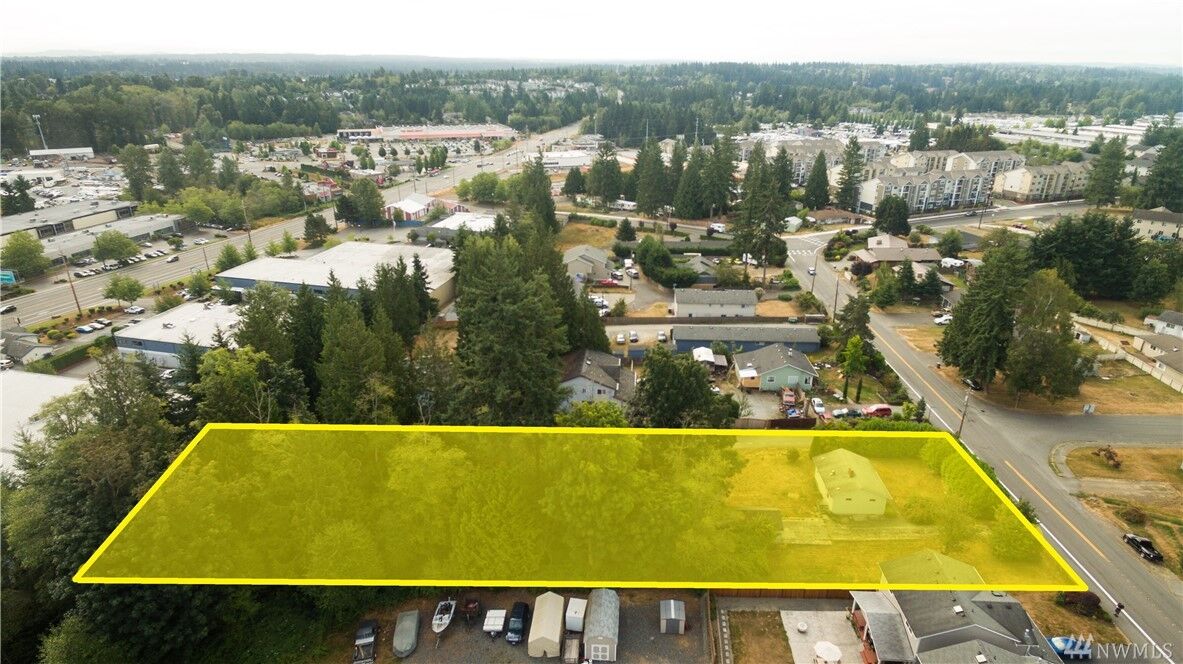 Property Photo:  11631 Center Rd  WA 98204 