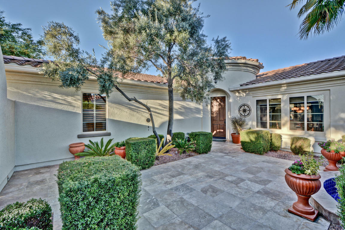 Property Photo: 22320 N Padaro Drive AZ 85375