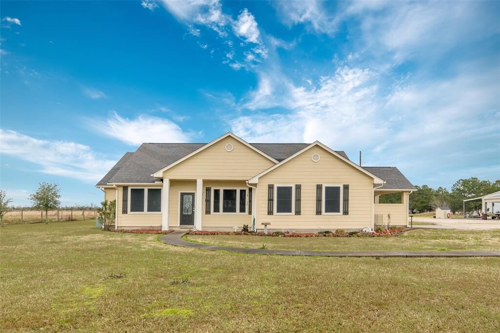 Property Photo: 2251 Poskey Road TX 77514