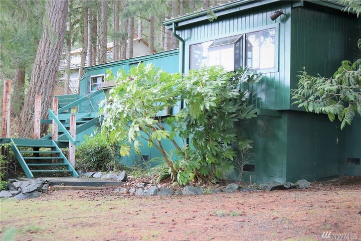 2859 Cedar Ave  Lummi Island WA 98262 photo