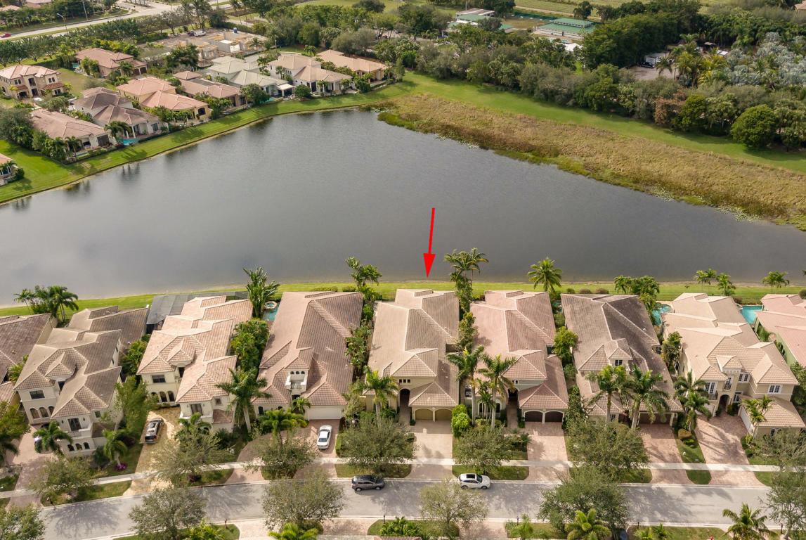 Property Photo:  17805 Lake Azure Way  FL 33496 