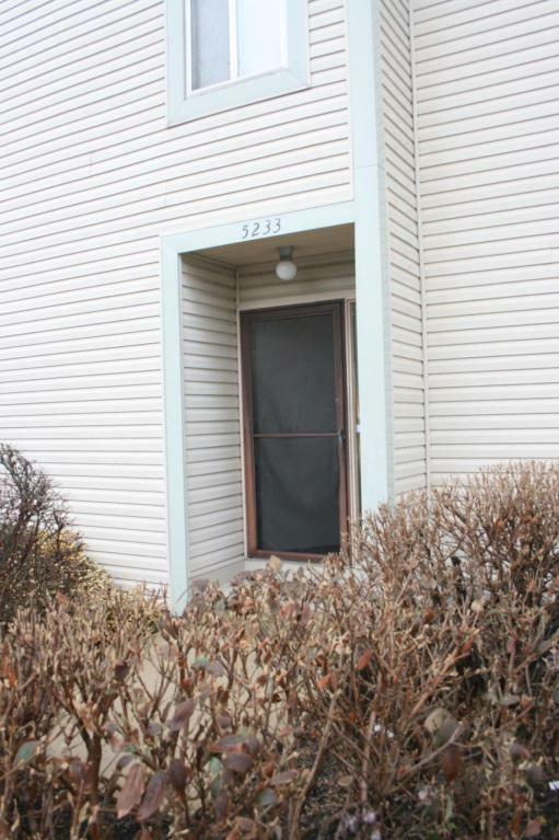 Property Photo:  5233 Captains Court  OH 43220 