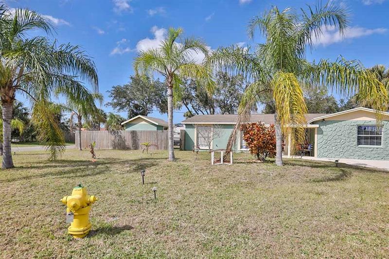 Property Photo:  6300 Florida Circle W  FL 33572 