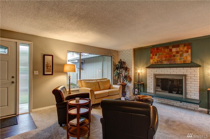 Property Photo:  27821 217th Ave SE  WA 98038 