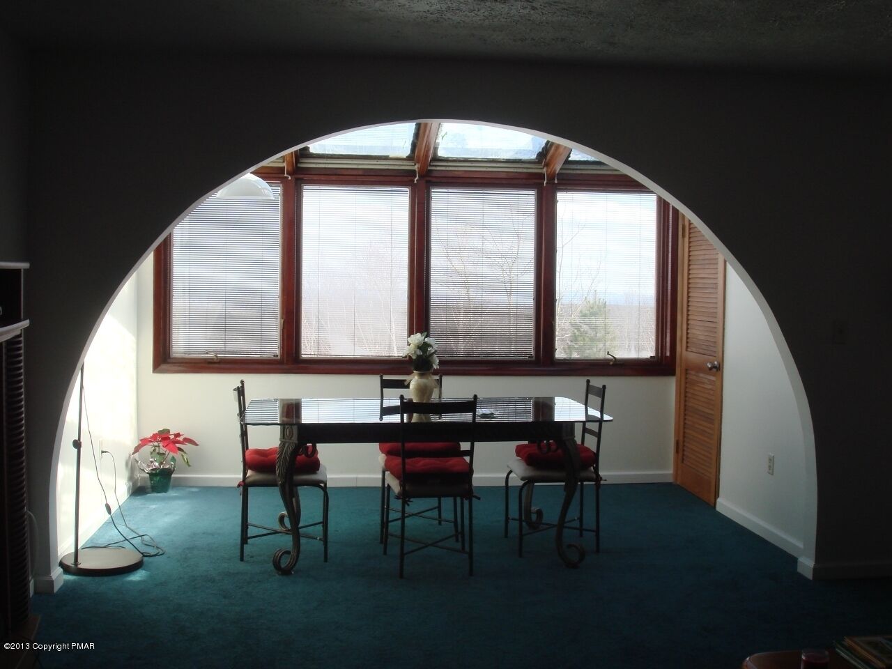 Property Photo: 139 Foxfire Dr Building 3 Unit 305 PA 18344