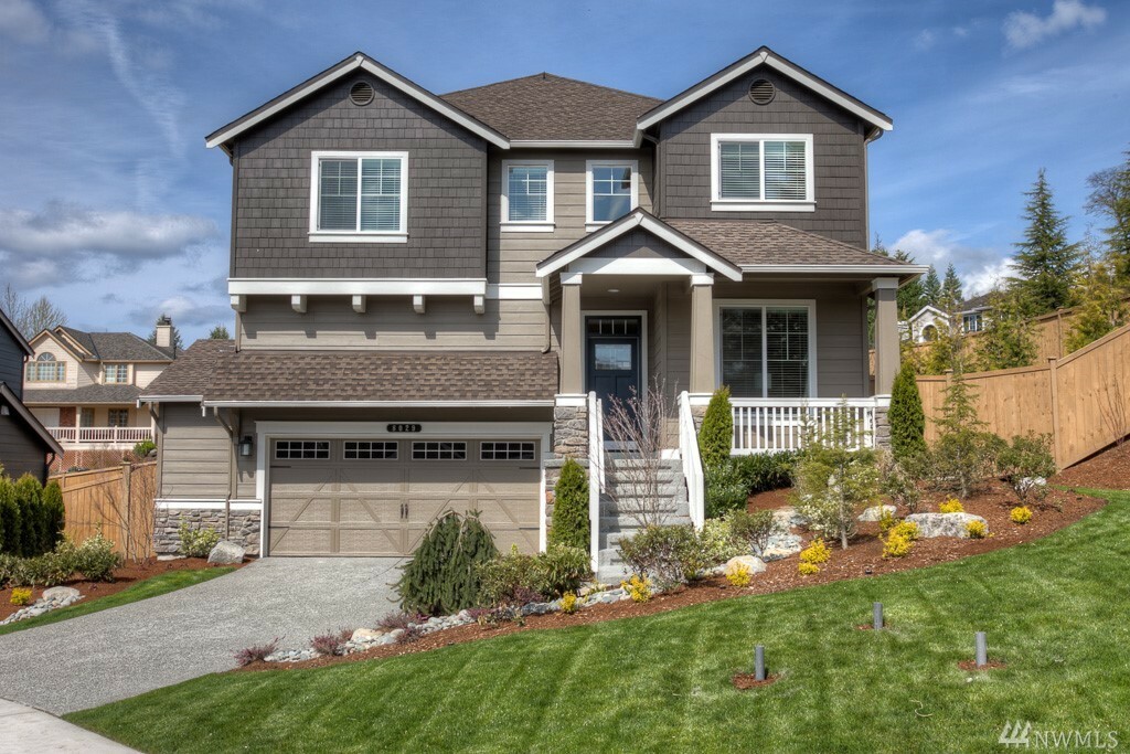 Property Photo:  12438 NE 153rd Place 136  WA 98072 