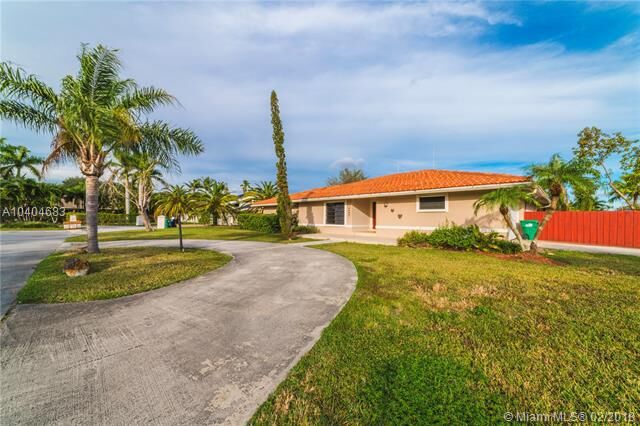 Property Photo:  11521 SW 101 Avenue  FL 33176 