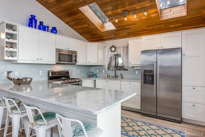 Property Photo:  285 Harrington Road  WA 98239 