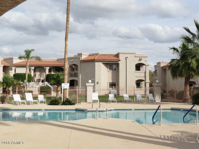 Property Photo: 9151 W Greenway Road 290 AZ 85381