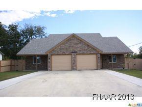 Property Photo: 1402 Mulford Street TX 76541