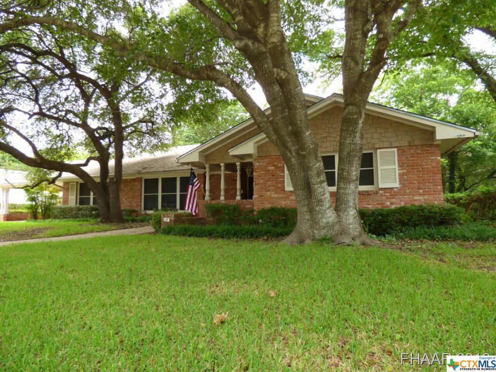 Property Photo:  707 Spring Branch Drive  TX 76541 