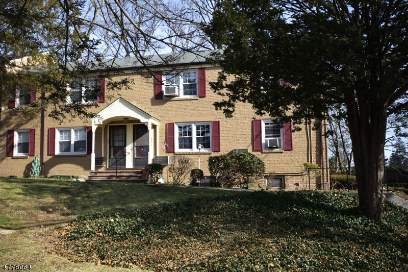 Property Photo:  301 Lincoln Park E  NJ 07016 