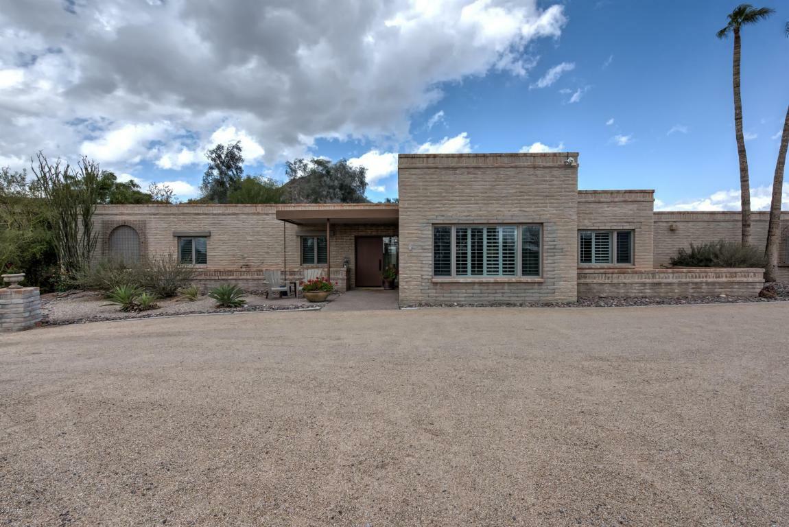 Property Photo:  6531 N 43rd Place  AZ 85253 