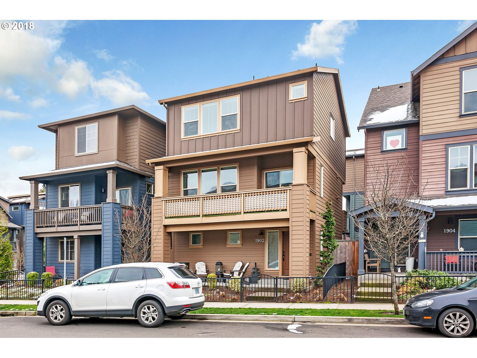Property Photo: 1902 SW 144th Ave OR 97005