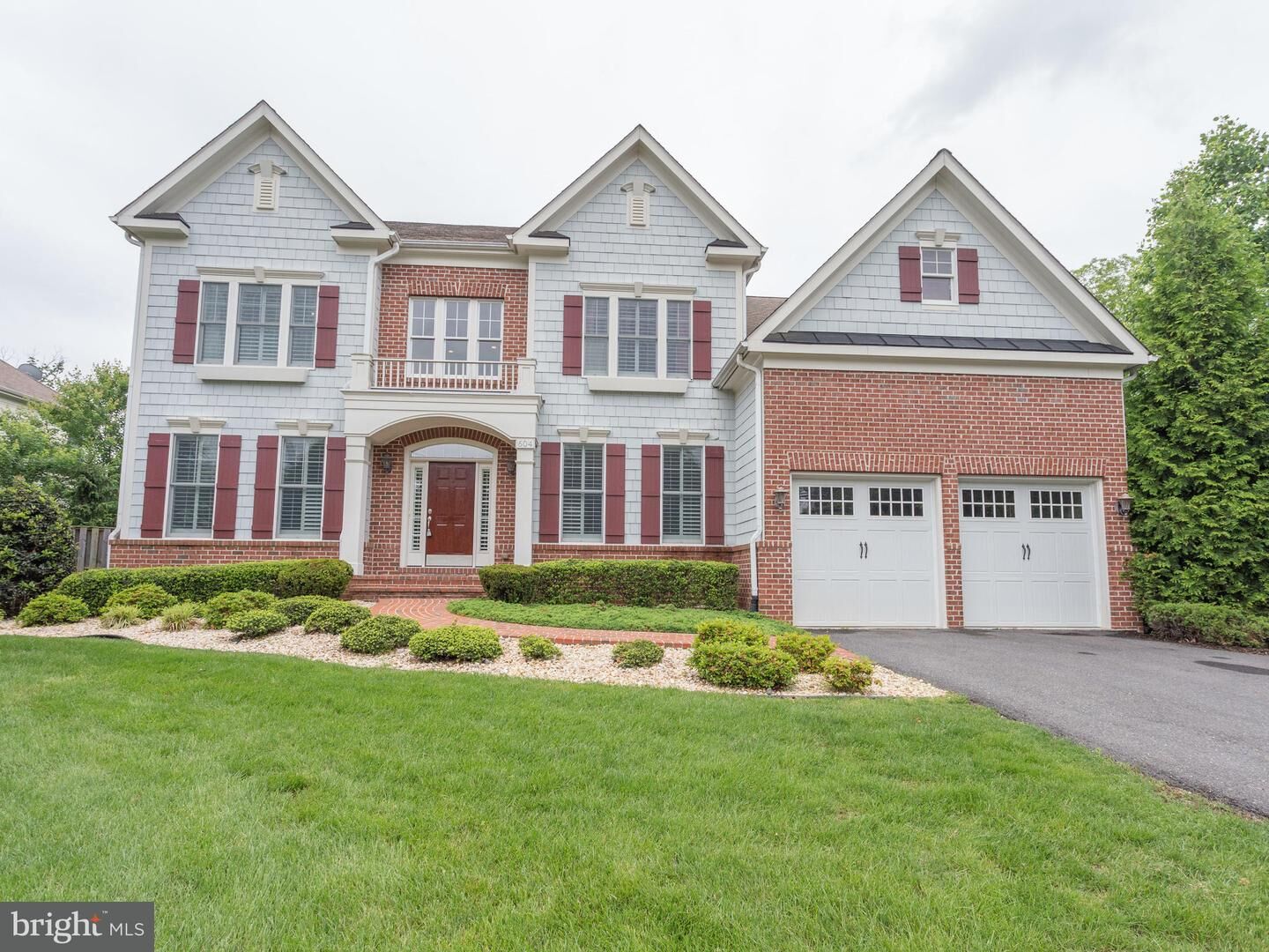 Property Photo:  604 Beulah Road NE  VA 22180 