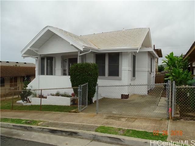 3252 Esther Street  Honolulu HI 96815 photo