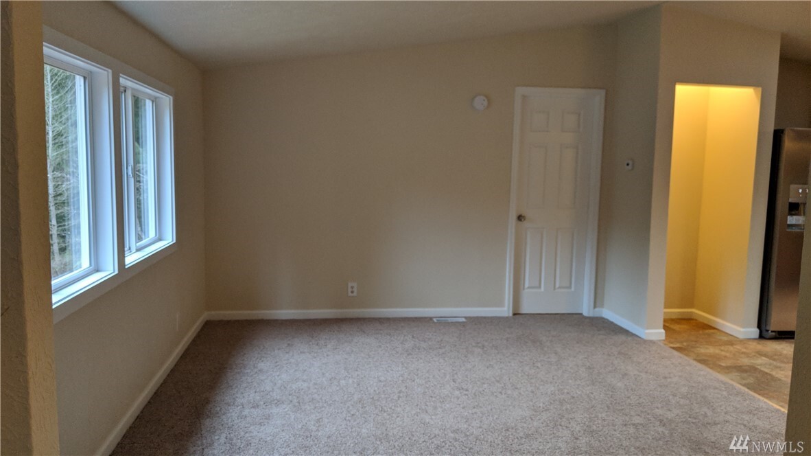 Property Photo: 531 E Olde Lyme Rd WA 98584