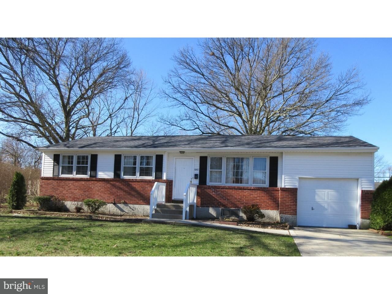 Property Photo:  682 Roberta Avenue  DE 19901 