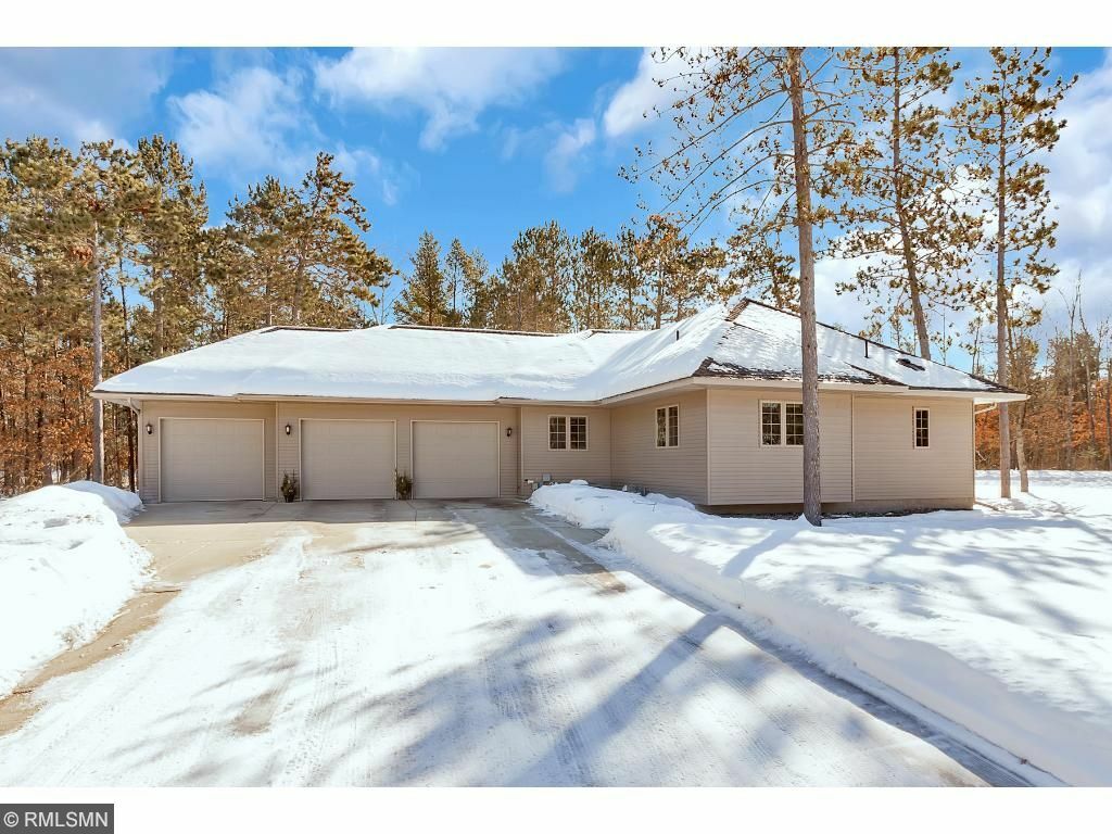 Property Photo: 14450 Blackberry Court MN 56425