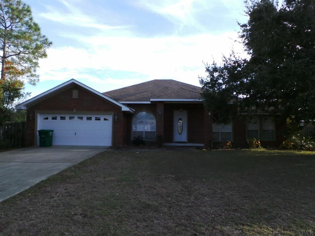 Property Photo:  5311 Woodlake Tr  FL 32563 