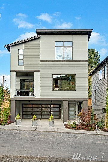 Property Photo: 17817 19th Ave W 37 WA 98037