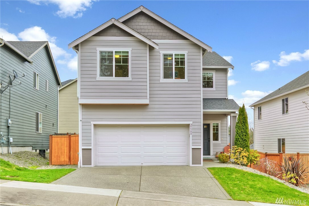 Property Photo: 25908 168th Place SE WA 98042