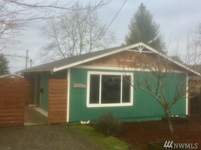 Property Photo:  3922 S Findlay St  WA 98118 