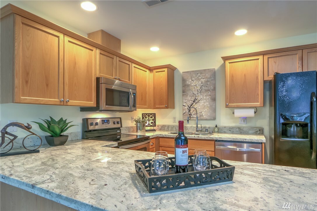 Property Photo: 6530 Newaukum Place NE WA 98311