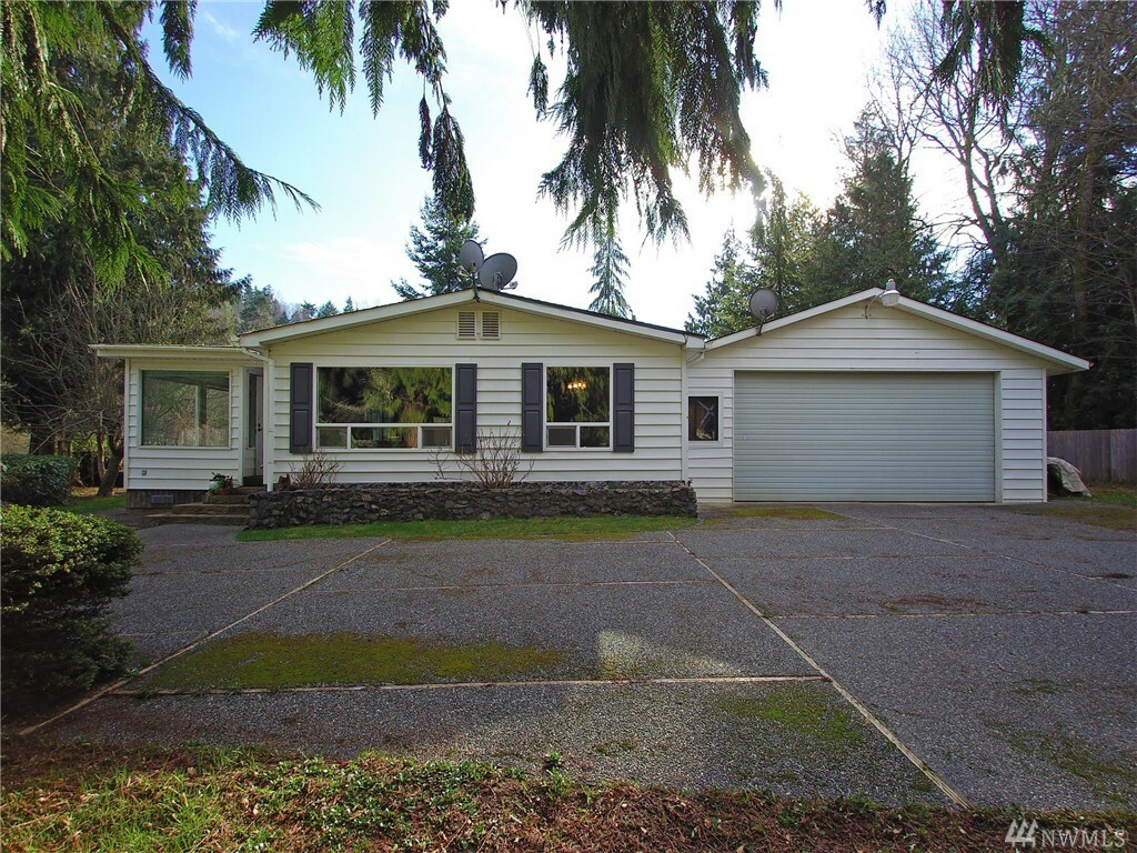 Property Photo: 82 Alder Lane WA 98362