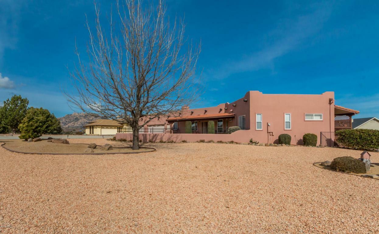 Property Photo:  1103 Fawn Lane  AZ 86305 