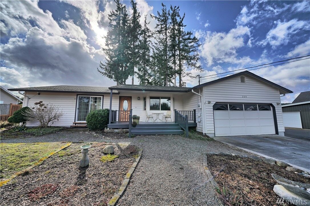 Property Photo: 284 Lochwood Drive WA 98282