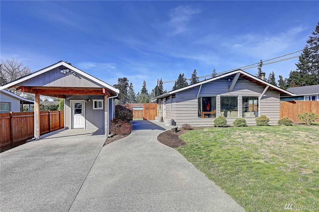 Property Photo:  1047 Gary Lane  WA 98282 