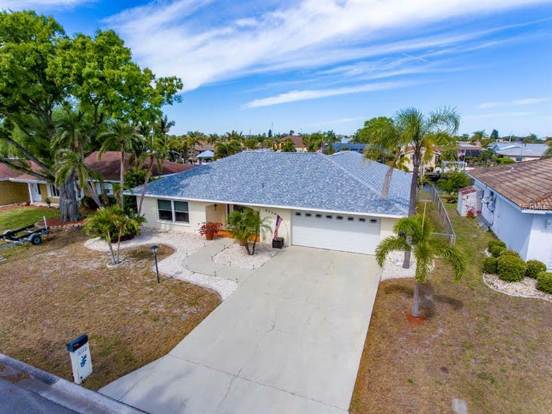 Property Photo:  6324 Balboa Lane  FL 33572 