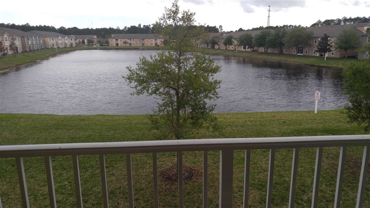 Property Photo:  918 Golden Lake Loop  FL 32084 