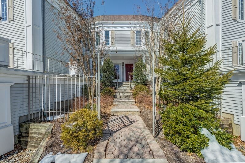 Property Photo:  110 Terrace Dr 110  NJ 07928 