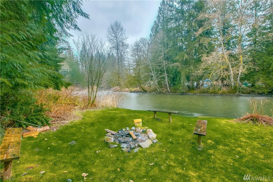 Property Photo: 2025 237th Dr NE WA 98252