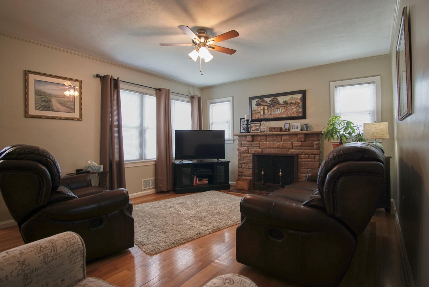 Property Photo:  408 Logan Avenue  KY 40422 