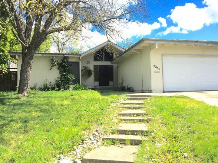 4256 Paradise Drive  Carmichael CA 95608 photo