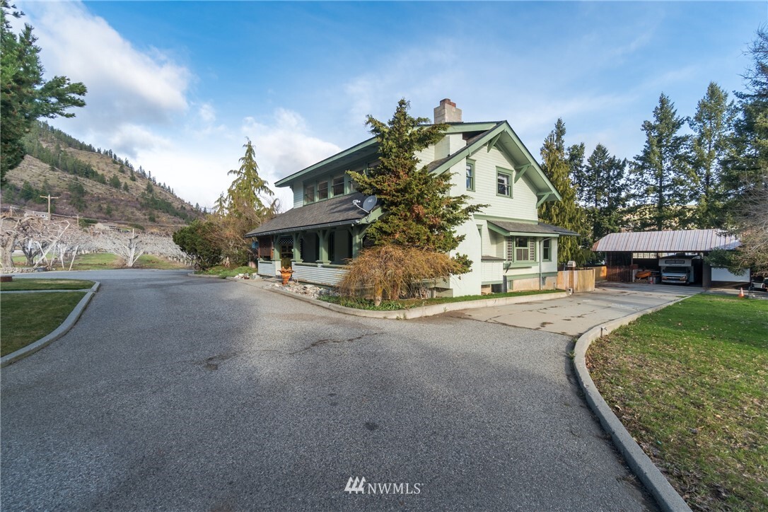 Property Photo:  6688 Pioneer Drive  WA 98815 