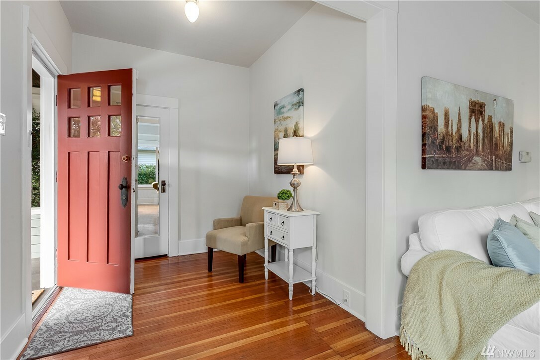 Property Photo:  132 NW 82nd St  WA 98117 