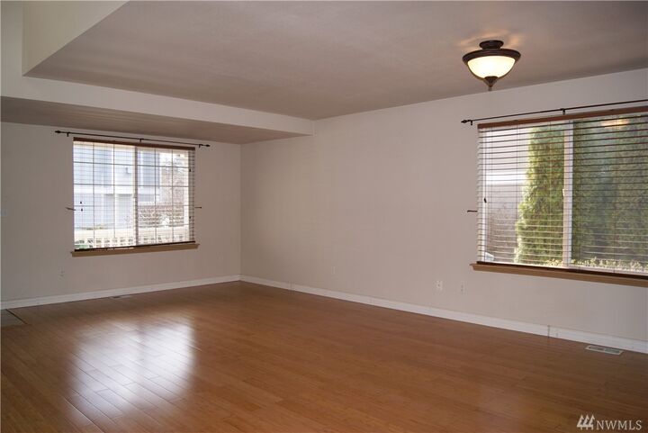 Property Photo:  23002 37th Ave E  WA 98387 