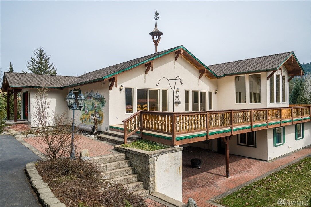 Property Photo:  8151 Icicle Rd  WA 98826 