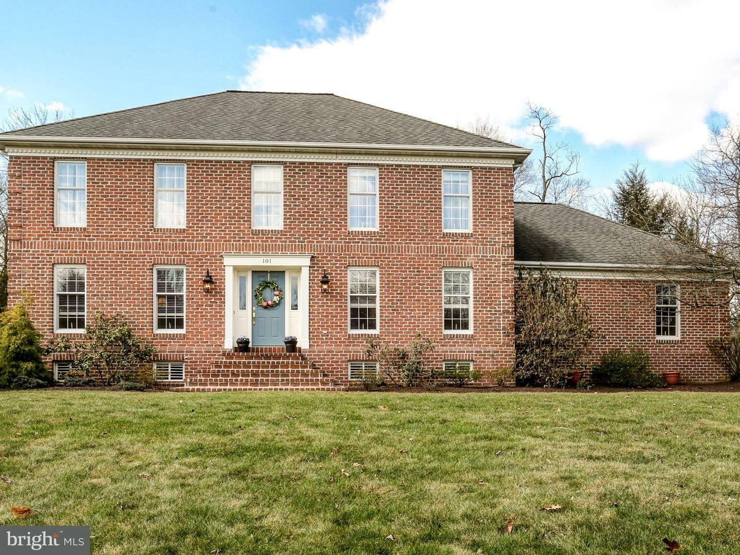 Property Photo:  101 Foxfire Lane  PA 17339 