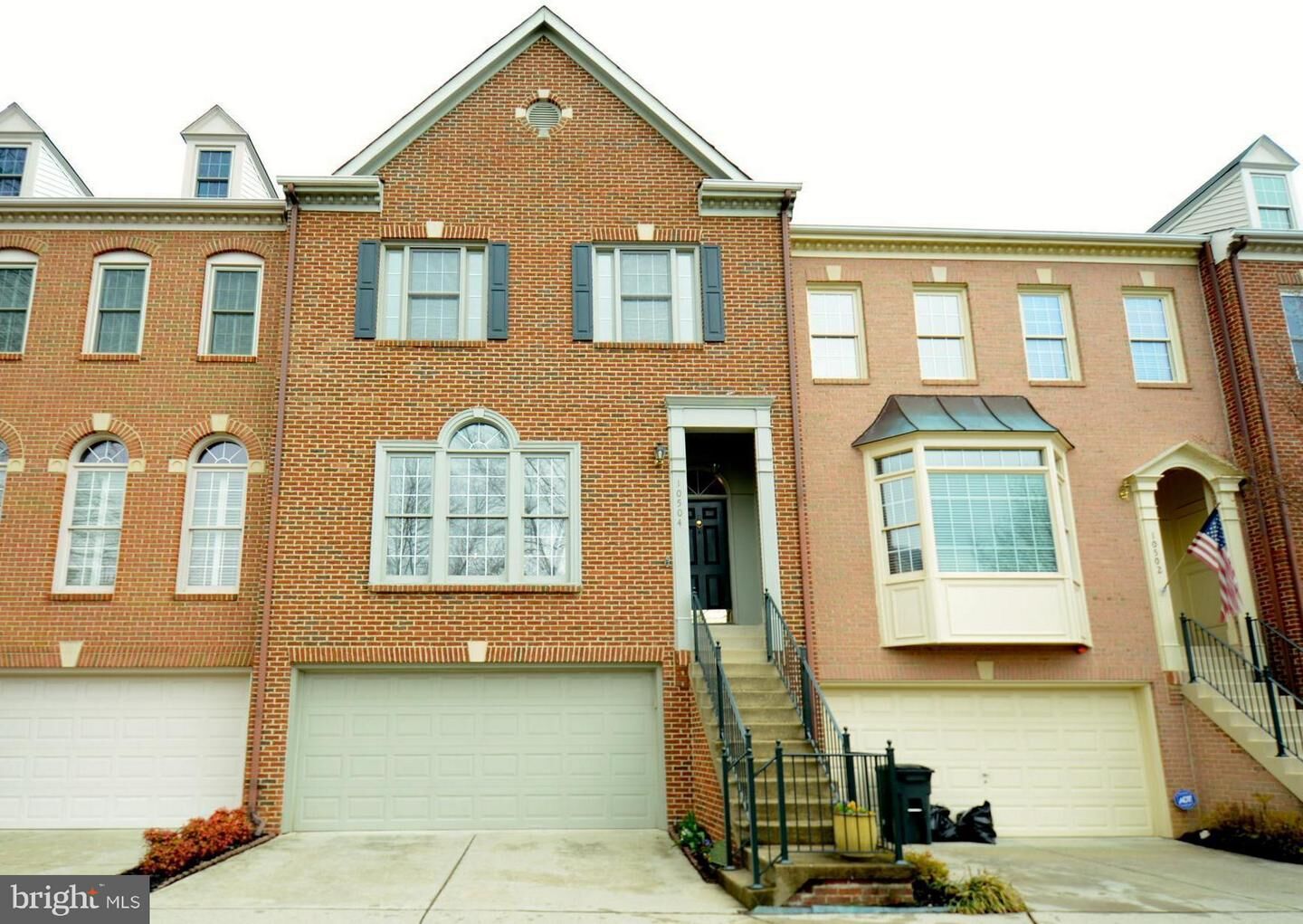 Property Photo: 10504 Catesby Row VA 22030
