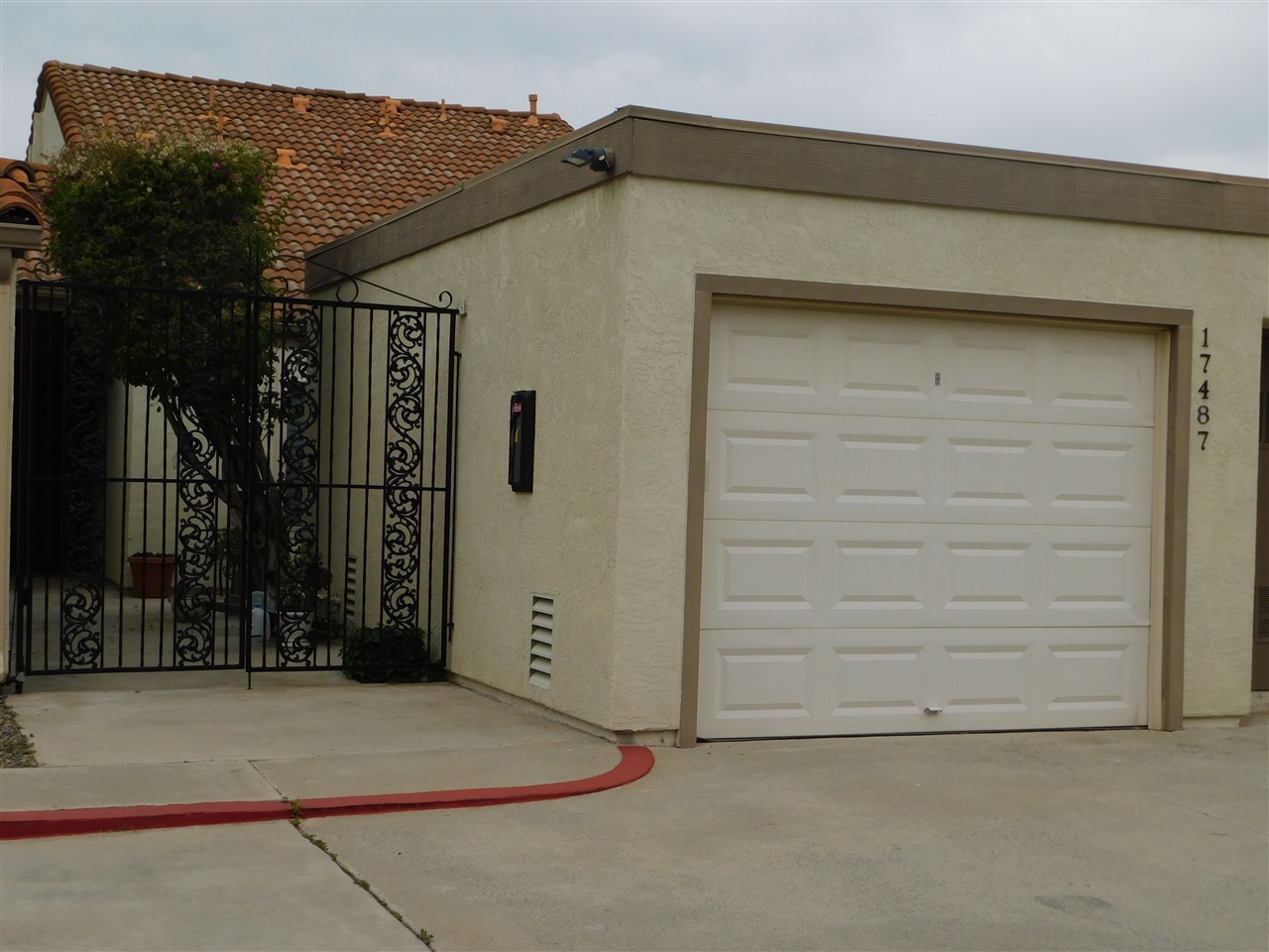 Property Photo:  17489 Plaza Otonal  CA 92128 