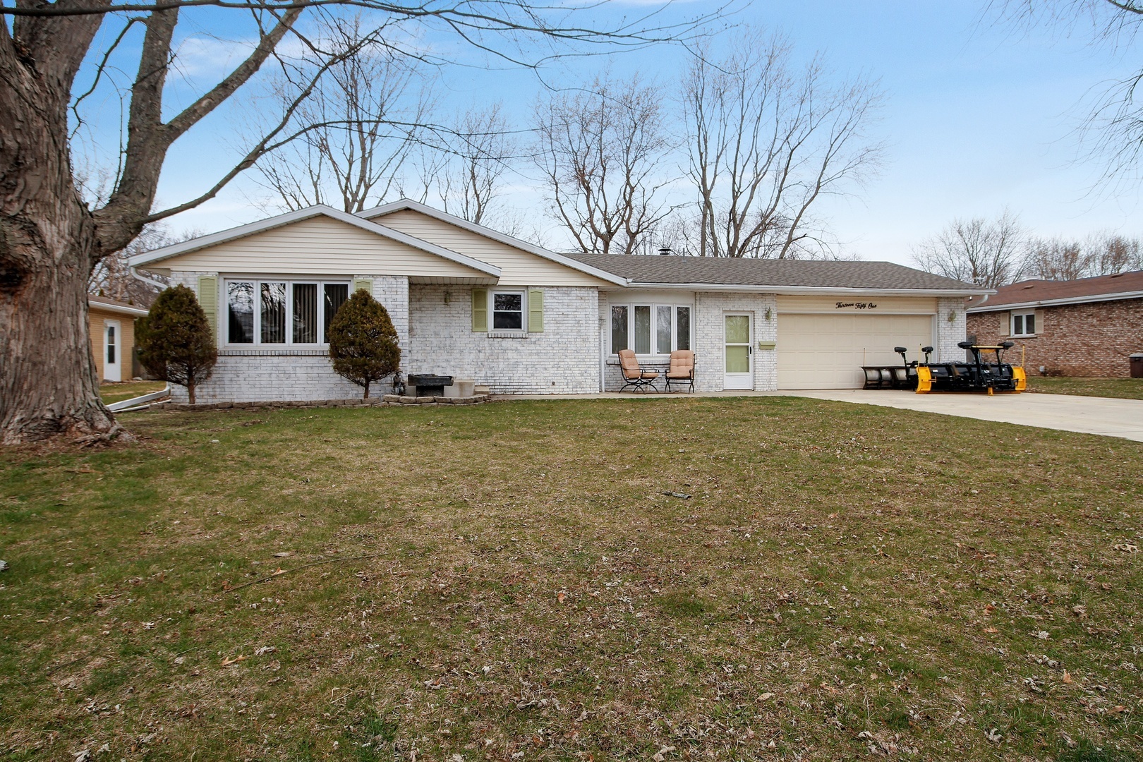 Property Photo:  1351 Shawnee Road  IL 60914 