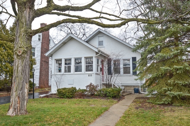 Property Photo:  859 Todd Court  IL 60015 